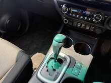 Toyota Hilux 2.8 D-4D Invincible Pickup TRUCKMAN TOP Double Cab 4dr Diesel Auto 4WD Euro 6 (s/s) (204 ps)