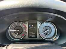 Toyota Hilux 2.8 D-4D Invincible Pickup TRUCKMAN TOP Double Cab 4dr Diesel Auto 4WD Euro 6 (s/s) (204 ps)