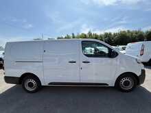 Peugeot Expert 2.0 BlueHDi 1400 Professional LWB AIR CON Premium + Long Panel Van 6dr Diesel Manual LWB (145 ps)