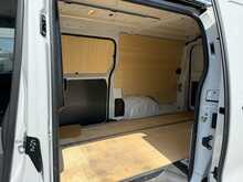 Peugeot Expert 2.0 BlueHDi 1400 Professional LWB AIR CON Premium + Long Panel Van 6dr Diesel Manual LWB (145 ps)