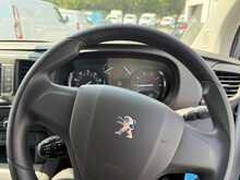 Peugeot Expert 2.0 BlueHDi 1400 Professional LWB AIR CON Premium + Long Panel Van 6dr Diesel Manual LWB (145 ps)