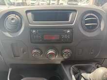 Renault Master 2.3 dCi 35 Business LWB MEDIUM ROOF Van 5dr Diesel Manual FWD LWB Medium Roof Euro 6 (130 ps)