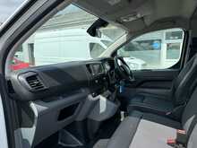 Vauxhall Vivaro 1.6 Turbo D 2300 Sportive SWB AIR CON Panel Van 4dr Diesel Manual L1 H1 Euro 6 (s/s) (100 ps)
