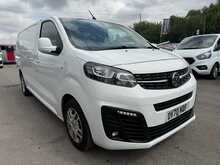 Vauxhall Vivaro 1.5 Turbo D 2900 Sportive LWB AIR CON TWIN SIDE DOORS Van 5dr Diesel Manual L2 H1 (100 ps)
