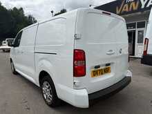 Vauxhall Vivaro 1.5 Turbo D 2900 Sportive LWB AIR CON TWIN SIDE DOORS Van 5dr Diesel Manual L2 H1 (100 ps)
