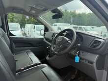 Vauxhall Vivaro 1.5 Turbo D 2900 Sportive LWB AIR CON TWIN SIDE DOORS Van 5dr Diesel Manual L2 H1 (100 ps)