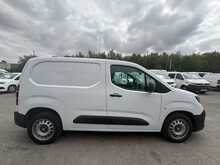 Vauxhall Combo 1.5 Turbo D 2300 Prime NEW SHAPE SWB AIR CON Van 5dr Diesel Manual SWB Euro 6 (s/s) (100 ps)