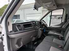 Ford Transit 2.0 350 EcoBlue DOUBLE CAB DROPSIDE AIR CON 4dr Diesel Manual RWD L3 Euro 6 (s/s) (130 ps)