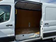 Ford Transit 2.0 350 EcoBlue Leader LWB MEIDUM ROOF AIR CON Manual RWD L3 H2 Euro 6 (s/s) (130 ps)