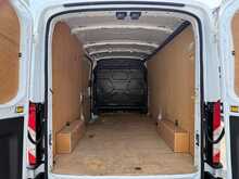 Ford Transit 2.0 350 EcoBlue Leader LWB MEIDUM ROOF AIR CON Manual RWD L3 H2 Euro 6 (s/s) (130 ps)