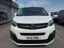 Vauxhall Vivaro 2.0 Turbo D 3100 Sportive LWB AUTO AIR CON SAT NAV 5dr Diesel Auto L2 H1 Euro 6 (s/s) (120 ps)