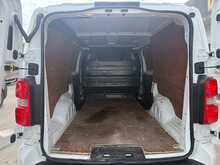 Vauxhall Vivaro 2.0 Turbo D 3100 Sportive LWB AUTO AIR CON SAT NAV 5dr Diesel Auto L2 H1 Euro 6 (s/s) (120 ps)