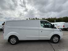 Ford Transit Custom 2.0 300 EcoBlue Limited LWB AIR CON 5dr Diesel Manual L2 H1 Euro 6 (s/s) (130 ps)