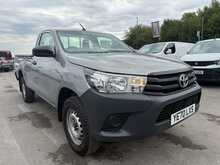 Toyota Hilux 2.4 D-4D Active Narrow Body AIR CON Pickup 2dr Diesel Manual 4WD Euro 6 (150 ps)