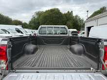 Toyota Hilux 2.4 D-4D Active Narrow Body AIR CON Pickup 2dr Diesel Manual 4WD Euro 6 (150 ps)