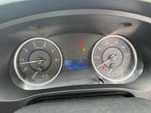 Toyota Hilux 2.4 D-4D Active Narrow Body AIR CON Pickup 2dr Diesel Manual 4WD Euro 6 (150 ps)