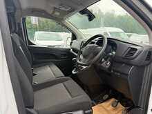 Peugeot Expert 2.0 BlueHDi 1400 Professional Premium + Long AIR CON 6dr Diesel Manual LWB Euro 6 (145 ps)