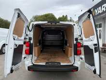 Vauxhall Vivaro 1.5 Turbo D 2900 Pro LWB AIR CON Van 6dr Diesel Manual L2 H1 Euro 6 (s/s) (100 ps)