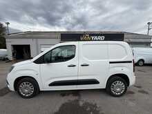 Vauxhall Combo 1.6 Turbo D 2300 Sportive SWB AIR CON Van 4dr Diesel Manual L1 H1 Euro 6 (s/s) (100 ps)