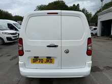 Vauxhall Combo 1.6 Turbo D 2300 Sportive SWB AIR CON Van 4dr Diesel Manual L1 H1 Euro 6 (s/s) (100 ps)
