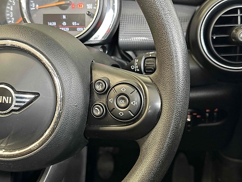 Cooper Convertible 1.5 Manual Petrol