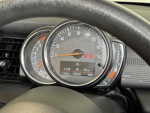 Cooper Convertible 1.5 Manual Petrol