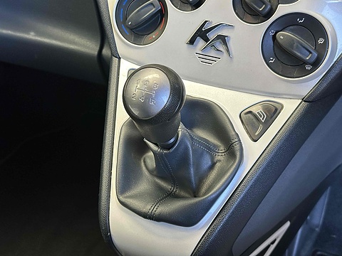 1.2 Zetec Hatchback 3dr Petrol Manual Euro 5 (s/s) (69 ps)