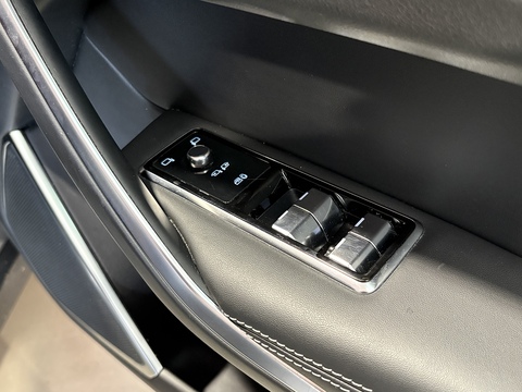 2.0 D200 MHEV R-Dynamic S SUV 5dr Diesel Auto AWD Euro 6 (s/s) (204 ps)