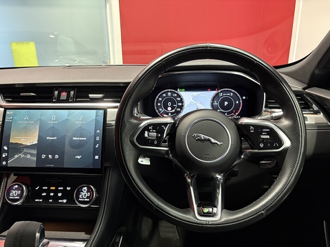 2.0 D200 MHEV R-Dynamic S SUV 5dr Diesel Auto AWD Euro 6 (s/s) (204 ps)