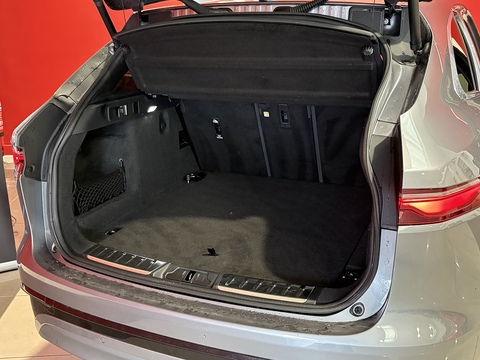 2.0 D200 MHEV R-Dynamic S SUV 5dr Diesel Auto AWD Euro 6 (s/s) (204 ps)