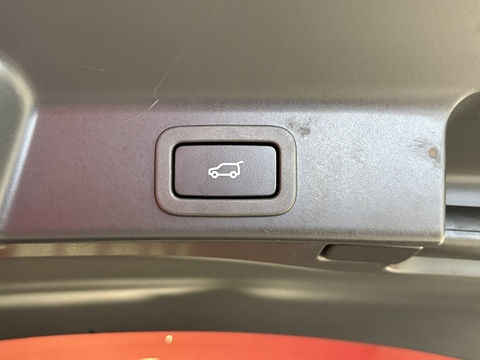 2.0 D200 MHEV R-Dynamic S SUV 5dr Diesel Auto AWD Euro 6 (s/s) (204 ps)