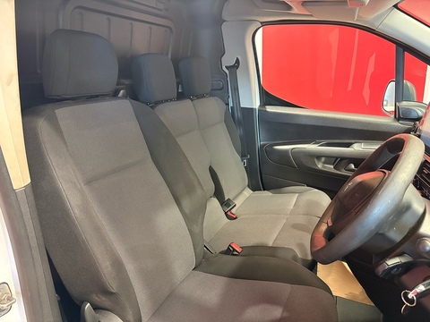 1.5 BlueHDi 1000 Professional Standard Panel Van 5dr Diesel Manual SWB Euro 6 (s/s) (100 bhp)