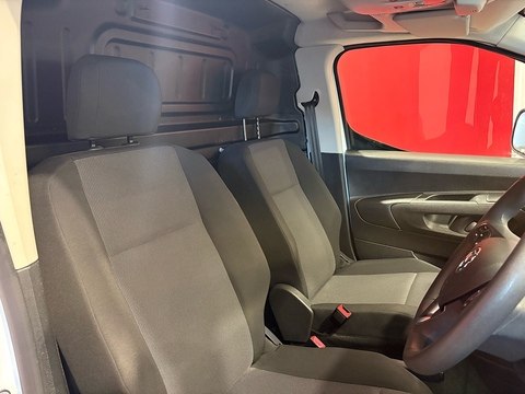 1.5 Turbo D 2300 Sportive Panel Van 4dr Diesel Manual L2 H1 Euro 6 (s/s) (100 ps)
