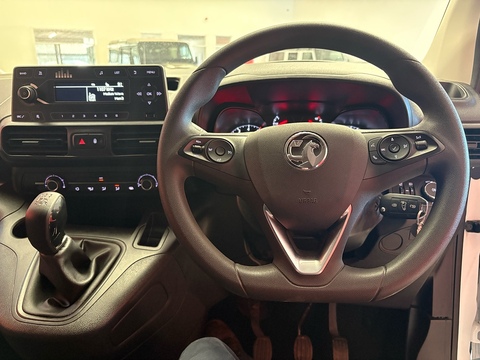 1.5 Turbo D 2300 Sportive Panel Van 4dr Diesel Manual L2 H1 Euro 6 (s/s) (100 ps)