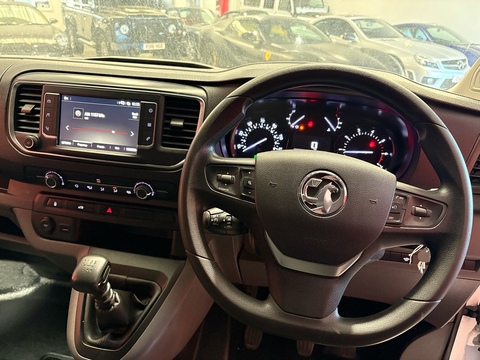 1.5 Turbo D 2900 Sportive Panel Van 5dr Diesel Manual L2 H1 Euro 6 (s/s) (100 ps)