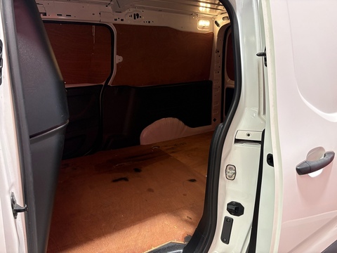 1.5 Turbo D 2000 Sportive Panel Van 4dr Diesel Manual L1 H1 Euro 6 (s/s) (100 ps)