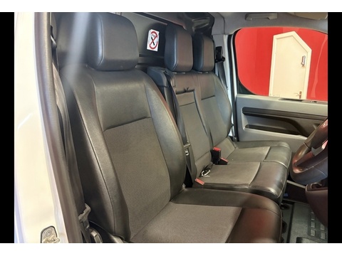 1.5 Turbo D 2900 Dynamic Panel Van 6dr Diesel Manual L2 H1 Euro 6 (s/s) (100 ps)