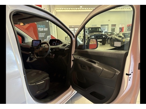 1.5 BlueHDi 1000 Professional Standard Panel Van 5dr Diesel Manual SWB Euro 6 (s/s) (100 bhp)