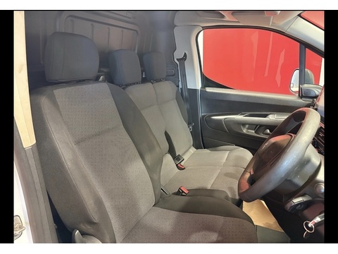 1.5 BlueHDi 1000 Professional Standard Panel Van 5dr Diesel Manual SWB Euro 6 (s/s) (100 bhp)