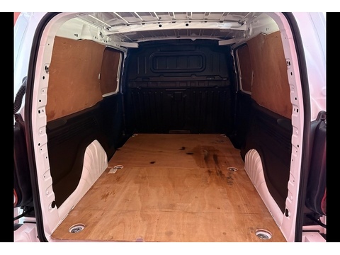 No Standard Specification or Optional Extras.