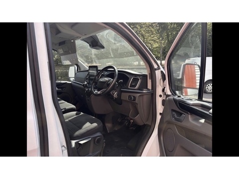 300 EcoBlue Limited Panel Van 2.0 Manual Diesel