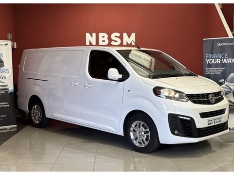 2.0 Turbo D 3100 Dynamic Panel Van 6dr Diesel Auto L2 H1 Euro 6 (s/s) (145 ps)