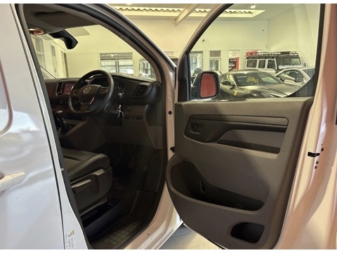 1.5 Turbo D 2900 Sportive Panel Van 5dr Diesel Manual L2 H1 Euro 6 (s/s) (100 ps)