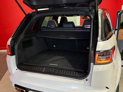 P575 V8 SVR Carbon Edition SUV 5.0 Automatic Petrol