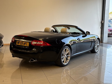 5.0 V8 Portfolio Convertible 2dr Petrol Auto Euro 5 (385 ps)