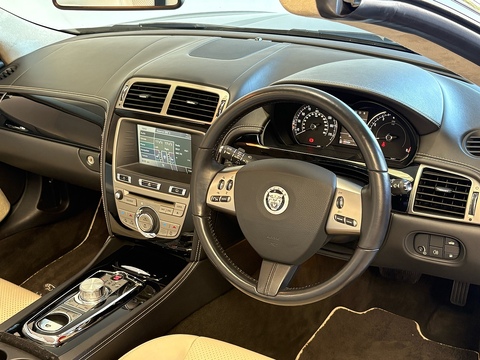 5.0 V8 Portfolio Convertible 2dr Petrol Auto Euro 5 (385 ps)