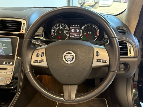 5.0 V8 Portfolio Convertible 2dr Petrol Auto Euro 5 (385 ps)