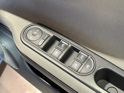 1.5 VTi-TECH 3Form Sport Hatchback 5dr Petrol Manual Euro 6 (s/s) (106 ps)