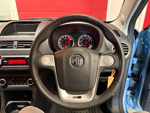 1.5 VTi-TECH 3Form Sport Hatchback 5dr Petrol Manual Euro 6 (s/s) (106 ps)