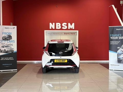 VVT-i x-press Hatchback 1.0 Manual Petrol